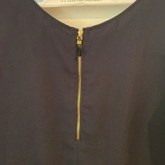Ann Taylor navy blue blouse. Size L - Picture 4 of 4